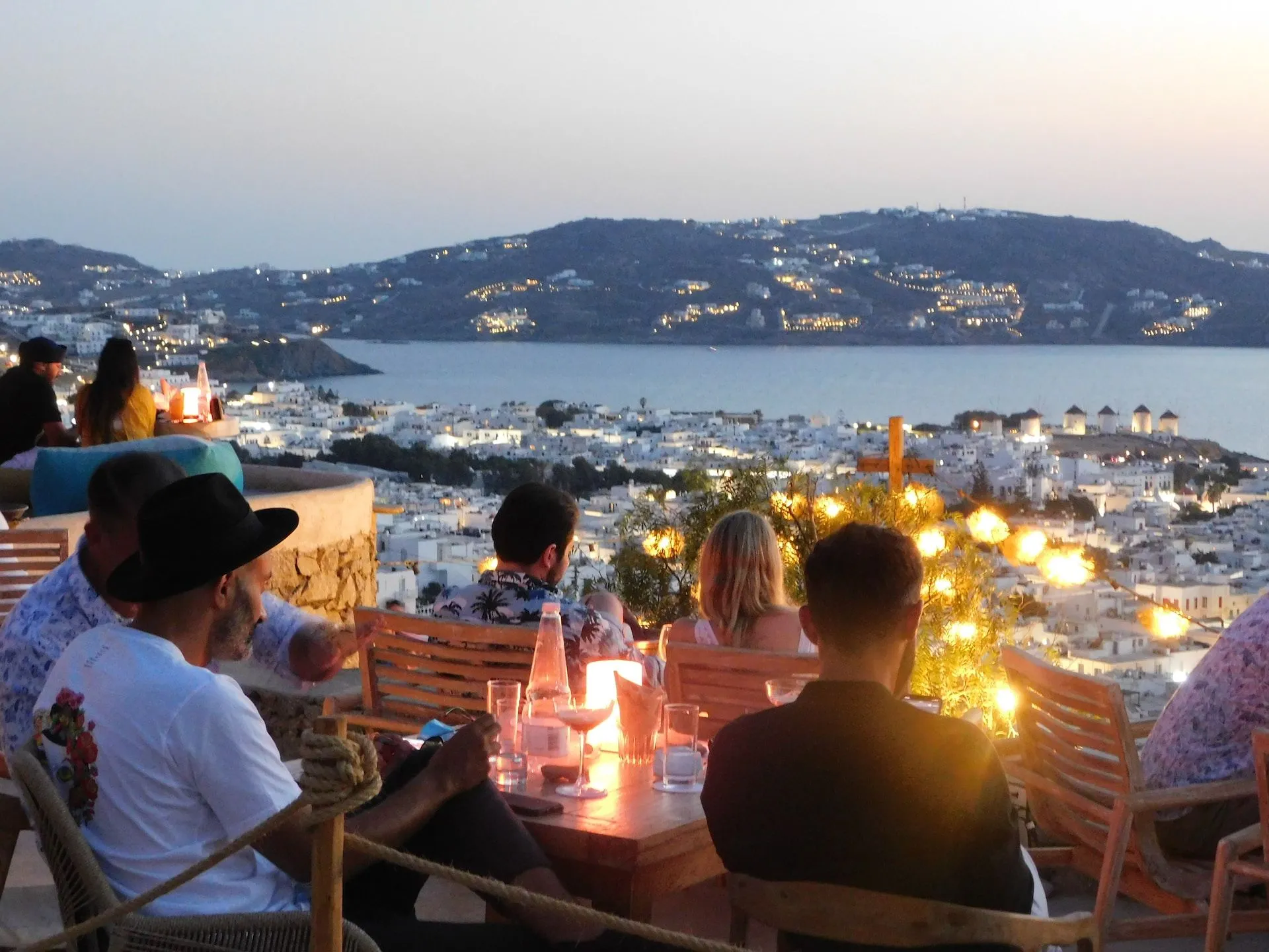 creta-restaurant-beachside.jpg